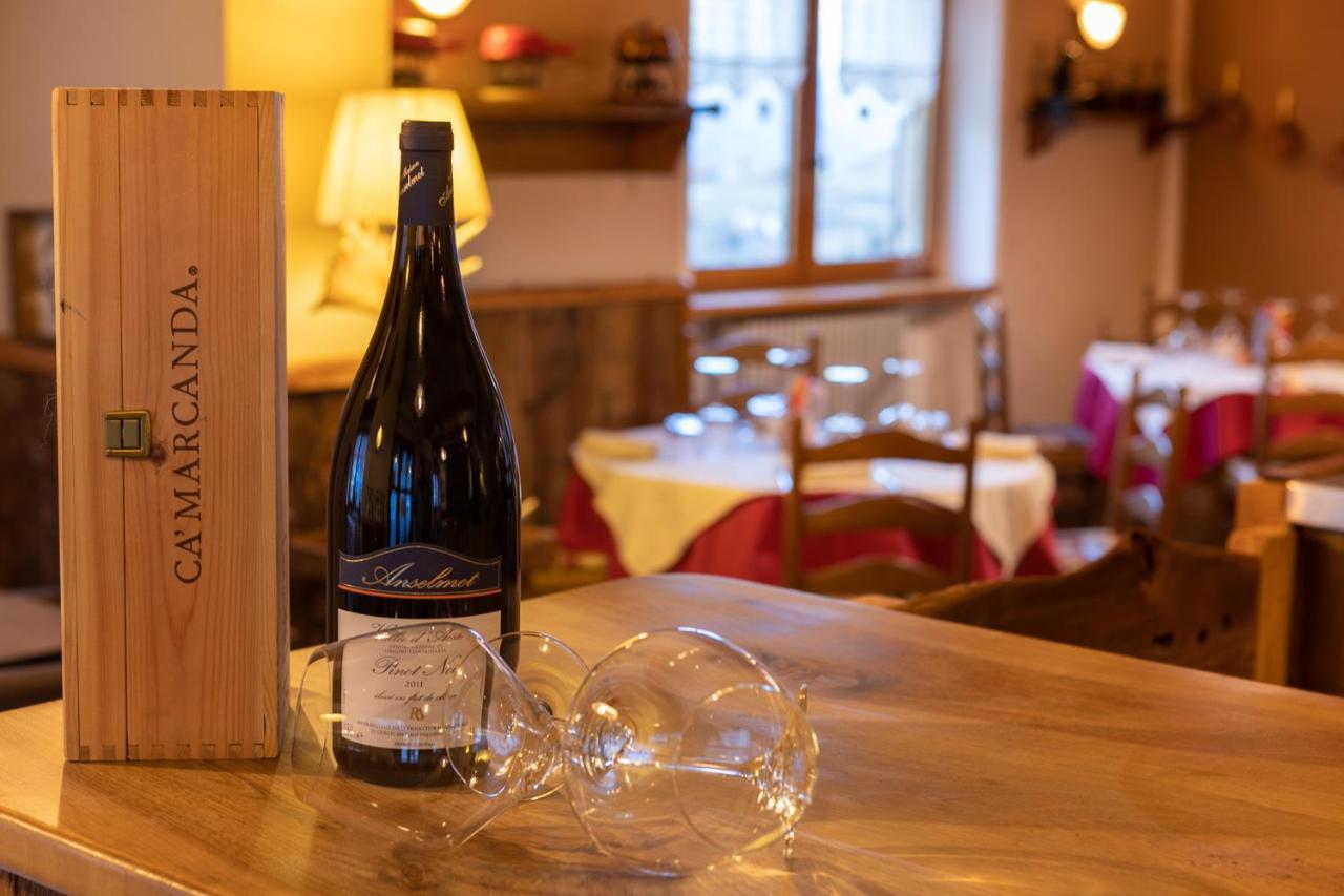 Mont Velan Chambres & Restaurant Saint-Oyen Экстерьер фото