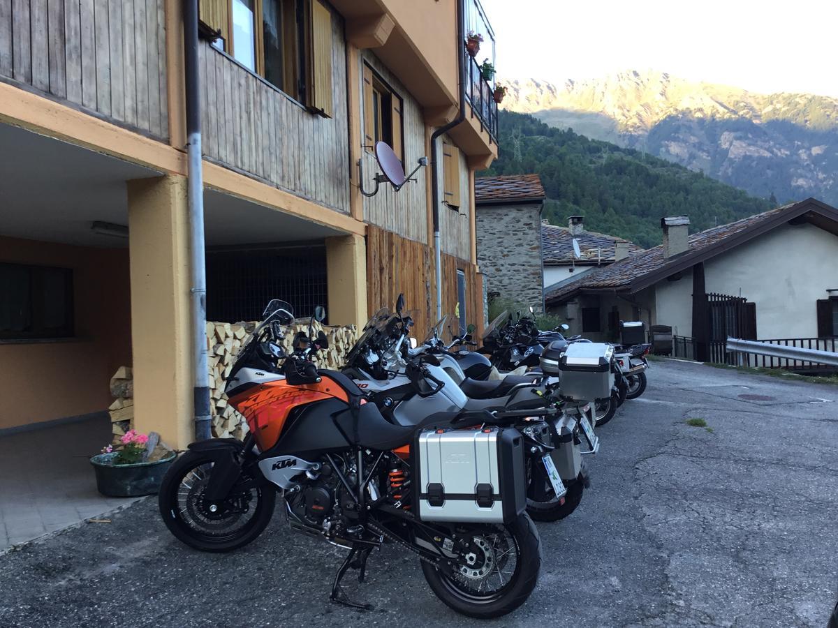 Mont Velan Chambres & Restaurant Saint-Oyen Экстерьер фото