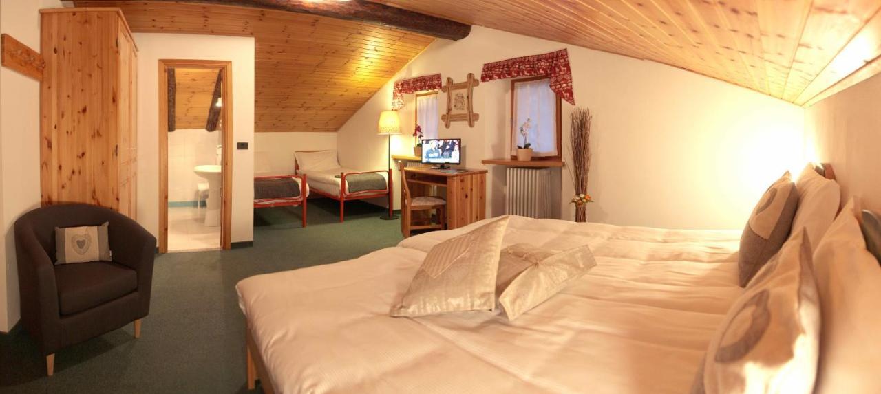 Mont Velan Chambres & Restaurant Saint-Oyen Экстерьер фото